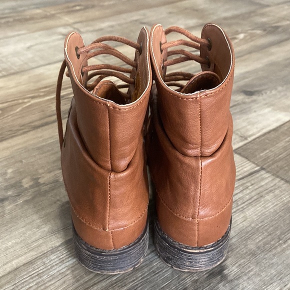 Bamboo Brown Lace Up Combat Boots 6 - Picture 7 of 9